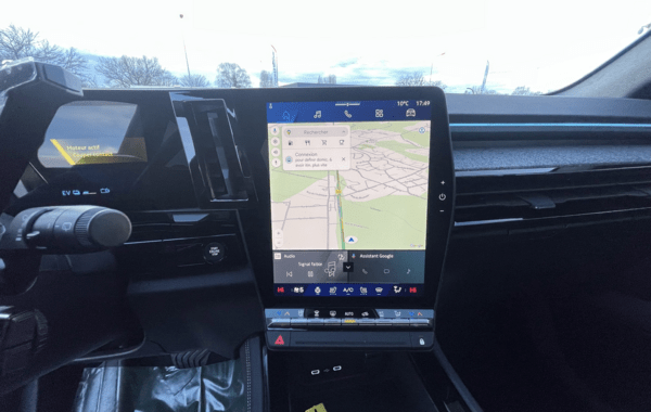 renault-austral-1-2-e-tech-full-hybrid-200ch-techno-25 - 904014713