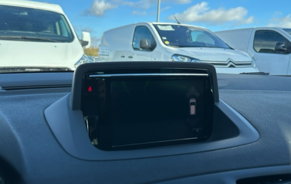 renault-megane-iii-estate-1-6-dci-130ch-energy-bose-euro6-2015 - 904134713