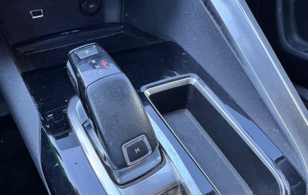 peugeot-3008-1-2-puretech-130ch-active-business-s-s-eat6 - 904414713