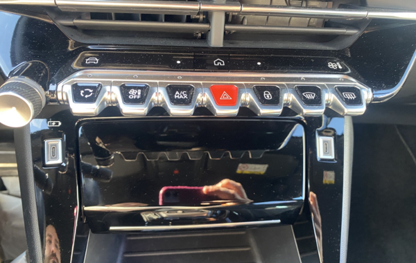 peugeot-2008-1-2-puretech-130ch-s-s-gt-eat8 - 904564713