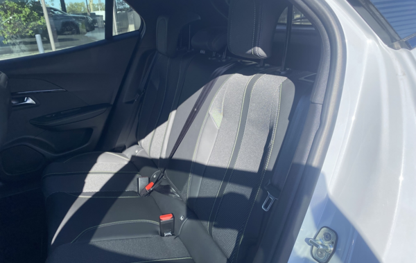 peugeot-2008-1-2-puretech-130ch-s-s-gt-eat8 - 904624713