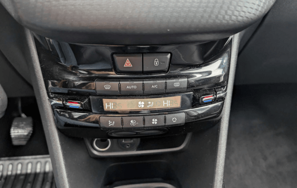 peugeot-2008-1-2-puretech-130ch-allure-s-s - 904684713