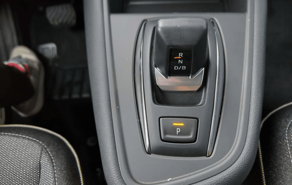 renault-symbioz-1-8-e-tech-full-hybrid-160ch-techno-26 - 904824713