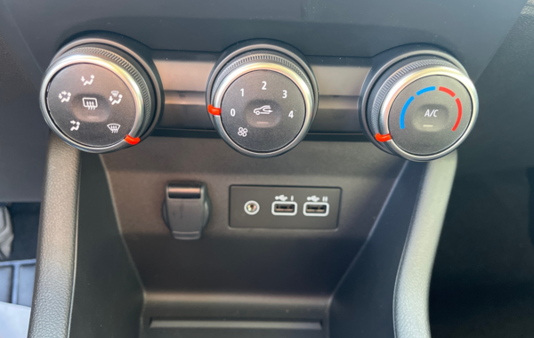 renault-clio-v-1-5-dci-100ch-evolution-25 - 905394713