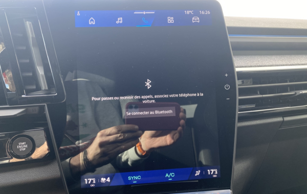 renault-austral-1-2-e-tech-full-hybrid-200ch-techno-25 - 905894713