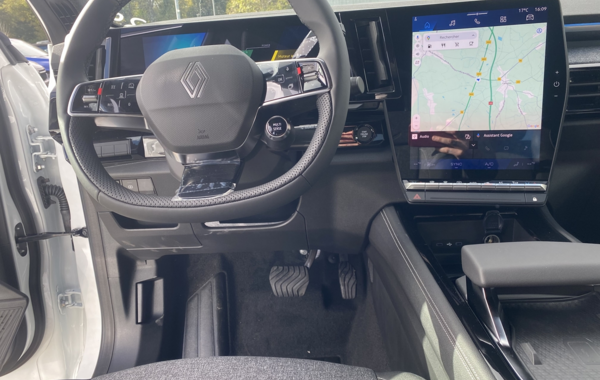 renault-austral-1-2-e-tech-full-hybrid-200ch-techno-25 - 905994713