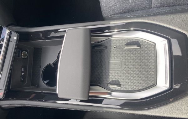 renault-austral-1-2-e-tech-full-hybrid-200ch-techno-25 - 905994713