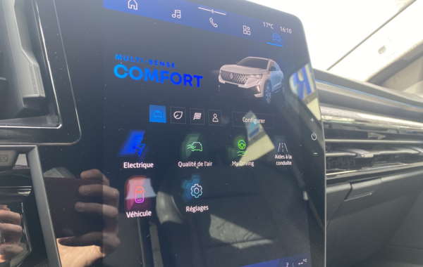 renault-austral-1-2-e-tech-full-hybrid-200ch-techno-25 - 905994713