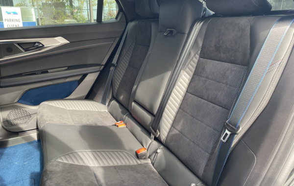 renault-rafale-1-2-e-tech-hyper-hybrid-300ch-atelier-alpine-4x4-25 - 906074713