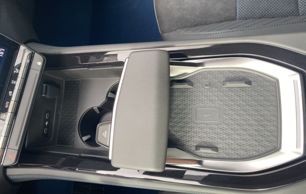 renault-rafale-1-2-e-tech-hyper-hybrid-300ch-atelier-alpine-4x4-25 - 906074713