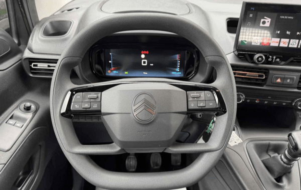 citroen-berlingo-taille-m-1-5-bluehdi-130ch-s-s-plus-5-places - 906534713