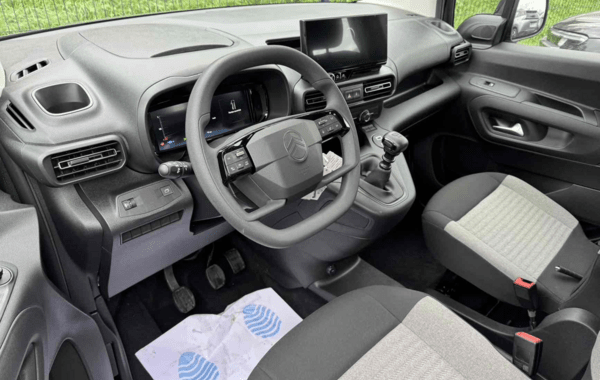 citroen-berlingo-taille-m-1-5-bluehdi-130ch-s-s-plus-5-places - 906534713