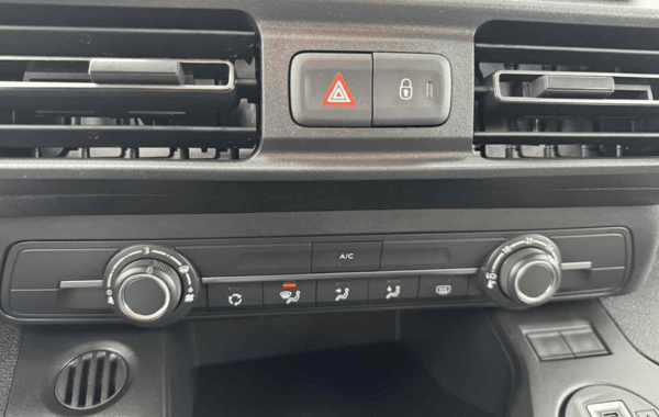 citroen-berlingo-taille-m-1-5-bluehdi-130ch-s-s-plus-5-places - 906534713