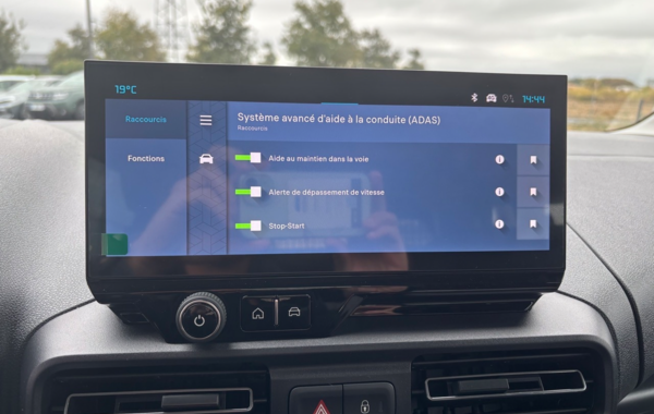 citroen-berlingo-taille-m-1-5-bluehdi-130ch-s-s-plus-5-places - 906574713