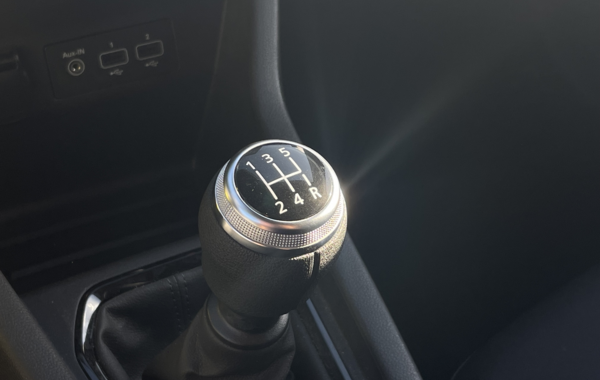 renault-clio-v-ste-1-0-sce-75ch-air-nav-20 - 906664713