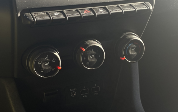 renault-clio-v-ste-1-0-sce-75ch-air-nav-20 - 906664713