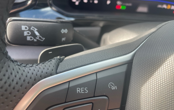 volkswagen-t-roc-2-0-tdi-150ch-r-line-dsg7 - 907134713