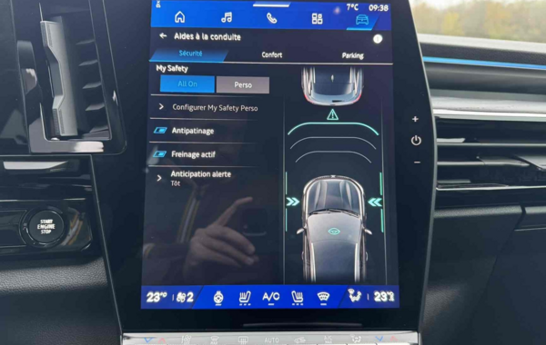 renault-austral-1-2-e-tech-full-hybrid-200ch-iconic-24 - 907424713