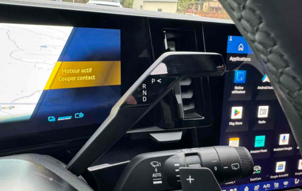 renault-austral-1-2-e-tech-full-hybrid-200ch-iconic-24 - 907424713