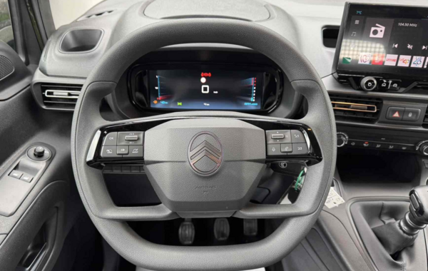 citroen-berlingo-taille-m-1-5-bluehdi-130ch-s-s-plus-5-places - 907544713