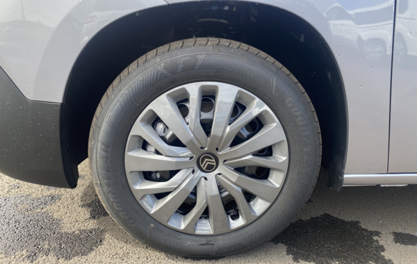 citroen-berlingo-taille-m-1-5-bluehdi-130ch-s-s-plus-5-places - 907574713