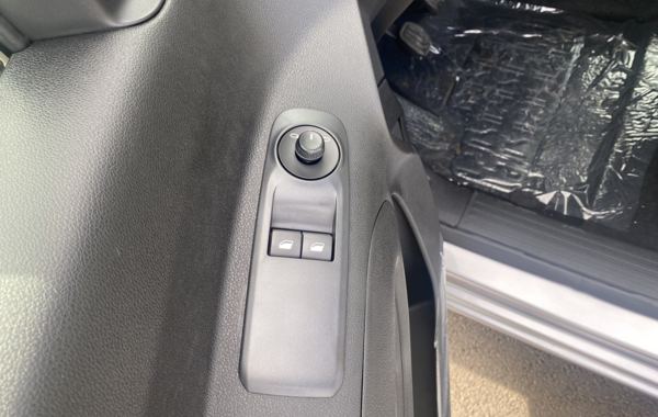 citroen-berlingo-taille-m-1-5-bluehdi-130ch-s-s-plus-5-places - 907614713