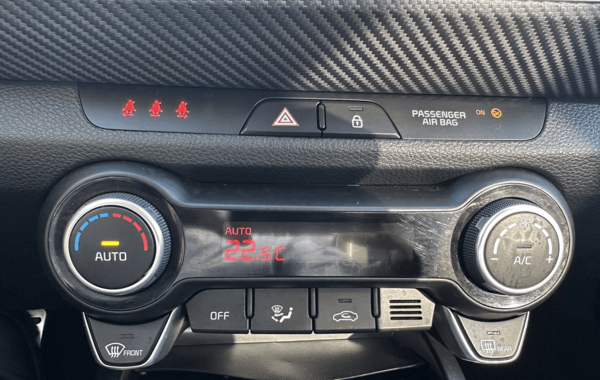 kia-stonic-1-0-t-gdi-120ch-mhev-gt-line-dct7 - 908364713