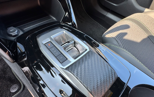 peugeot-2008-1-2-hybrid-145ch-gt-e-dcs6 - 908654713