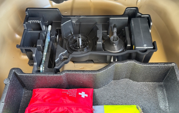 peugeot-2008-1-2-hybrid-145ch-gt-e-dcs6 - 908684713