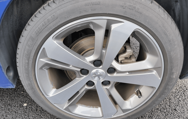 peugeot-308-1-2-puretech-130ch-e6-3-s-s-gt-line-eat8 - 909684713