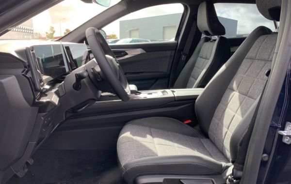 renault-espace-vi-1-2-e-tech-full-hybrid-200ch-techno-7-places-24 - 909714713