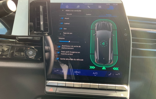 renault-espace-vi-1-2-e-tech-full-hybrid-200ch-techno-7-places-24 - 909714713