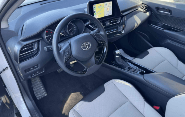 toyota-c-hr-122h-collection-2wd-e-cvt-my22 - 910324713