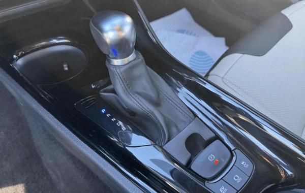 toyota-c-hr-122h-collection-2wd-e-cvt-my22 - 910324713