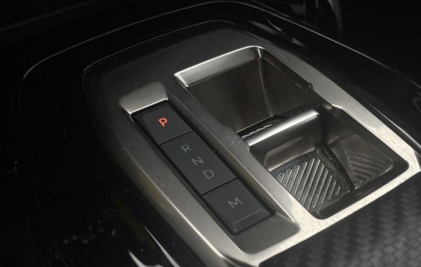 peugeot-2008-1-2-puretech-130ch-s-s-allure-eat8 - 910394713