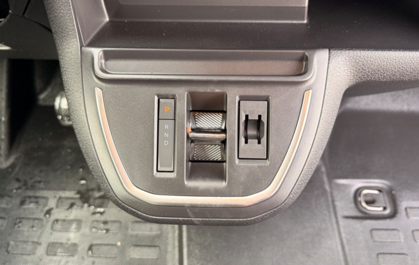 peugeot-expert-fg-m-2-0-bluehdi-180ch-s-s-eat8 - 910714713