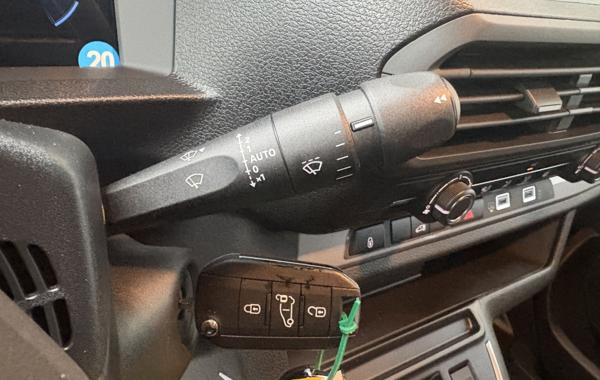 peugeot-expert-fg-m-2-0-bluehdi-180ch-s-s-eat8 - 910764713