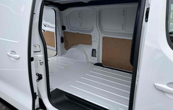 peugeot-expert-fg-m-2-0-bluehdi-180ch-s-s-eat8 - 910784713