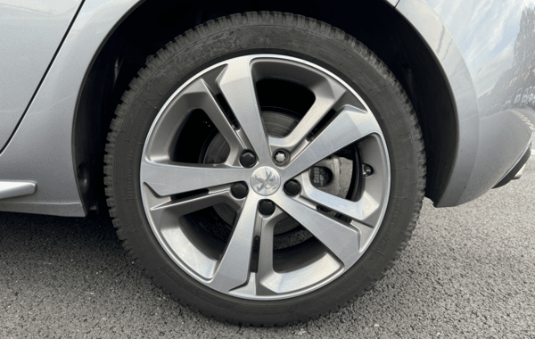 peugeot-308-1-5-bluehdi-130ch-s-s-gt-line-eat8 - 911434713