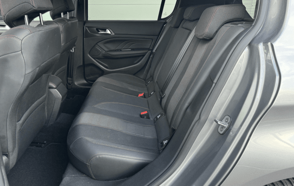 peugeot-308-1-5-bluehdi-130ch-s-s-gt-line-eat8 - 911434713