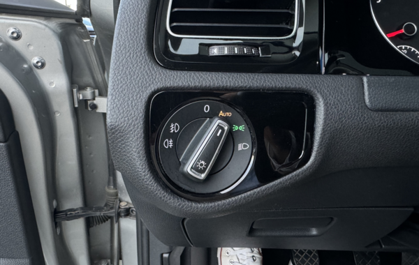 volkswagen-golf-vii-1-4-tsi-125ch-bluemotion-technology-confortline-5p - 911444713