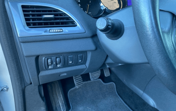 renault-megane-iii-1-2-tce-115ch-energy-limited-eco2-2015 - 911924713