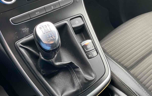 renault-grand-scenic-iv-1-3-tce-140ch-energy-intens - 912294713