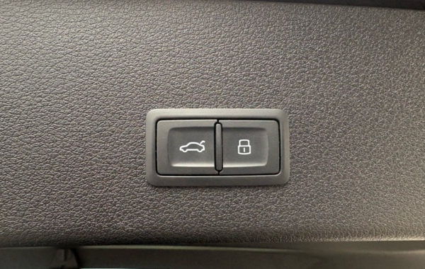 audi-e-tron-sportback-50-313ch-avus-extended-e-quattro - 913364713