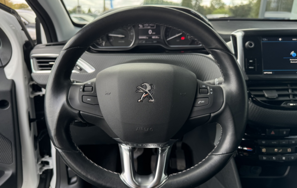 peugeot-208-1-2-puretech-110ch-e6-c-allure-business-s-s-5p - 913504713