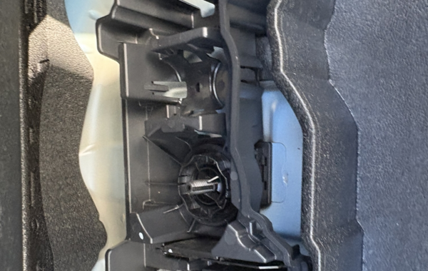 peugeot-2008-1-2-puretech-130ch-s-s-allure-pack-eat8 - 913714713