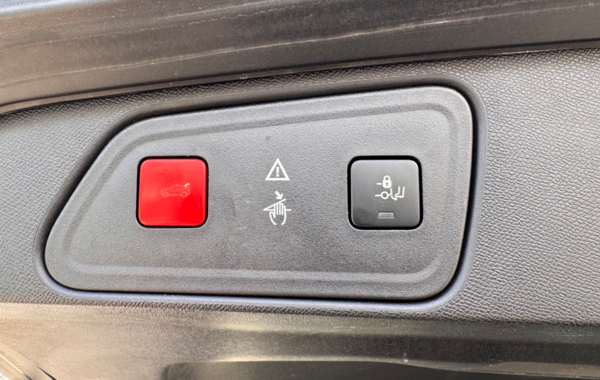 peugeot-3008-1-2-puretech-130ch-allure-s-s-eat6 - 914644713