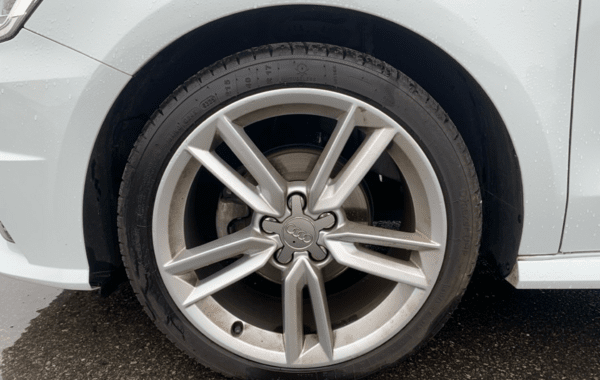 audi-a1-sportback-1-0-tfsi-95ch-ultra-s-line - 915094713