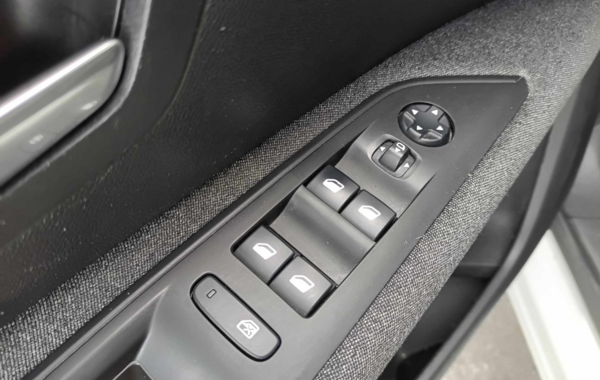 peugeot-3008-1-5-bluehdi-130ch-e6-c-active-s-s-eat8 - 915764713