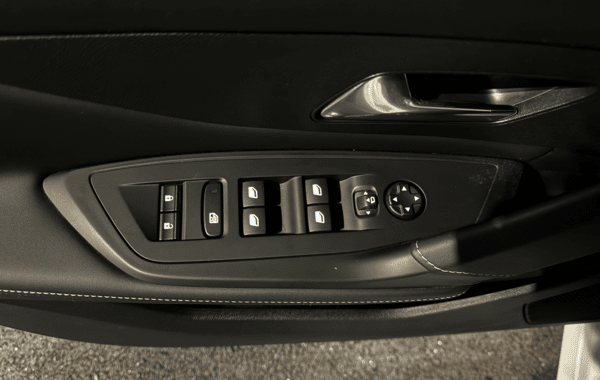 peugeot-308-1-2-puretech-130ch-s-s-gt-eat8 - 915774713